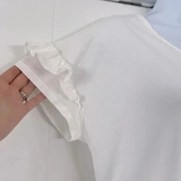 Philosophy/ White flowy tee shirt/Short sleeved/ V-neck/ Viscose blend/Size US S - Picture 7 of 12